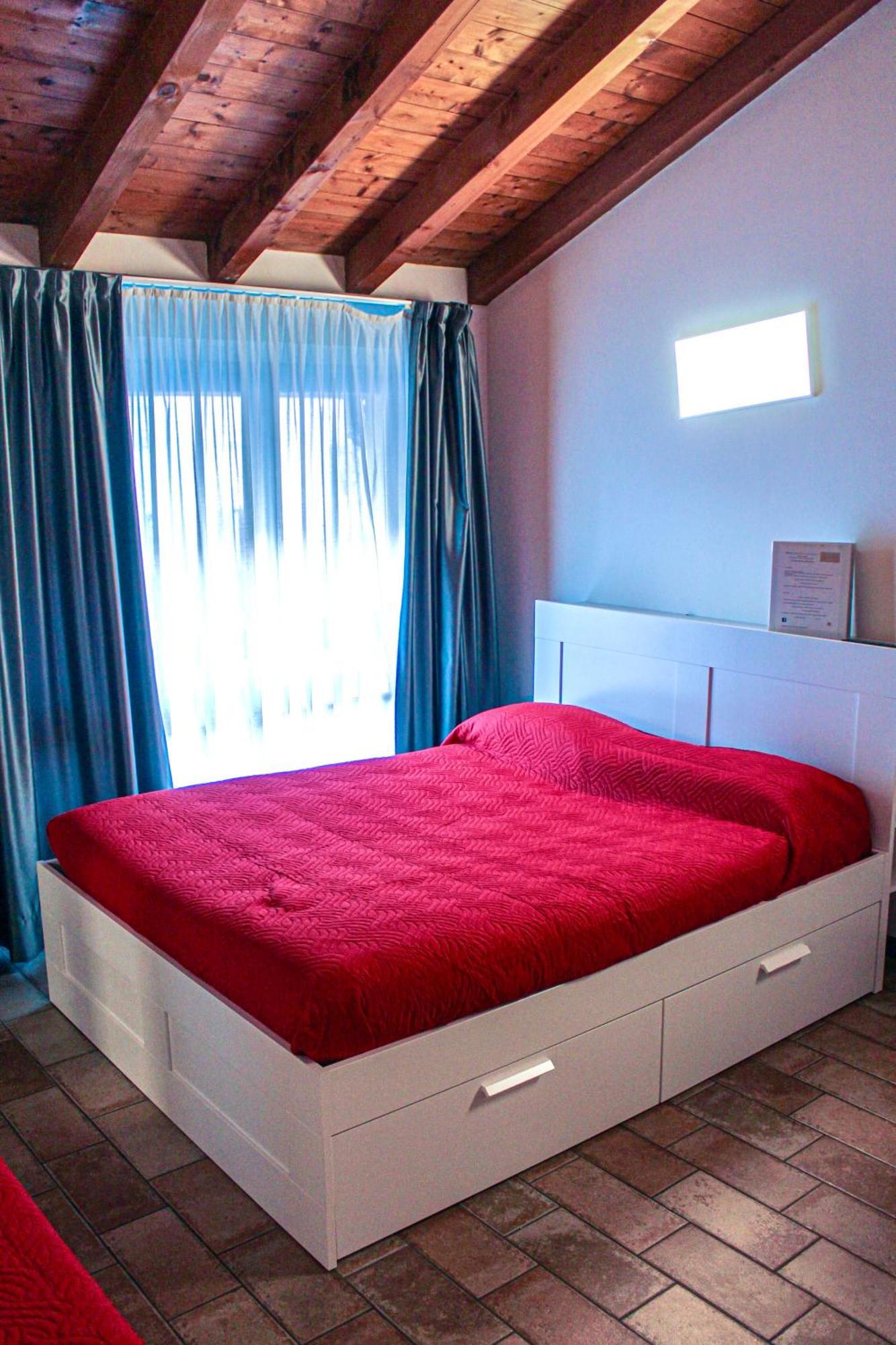 Bergamo Easy Airport Private Parking Apartment Bagian luar foto